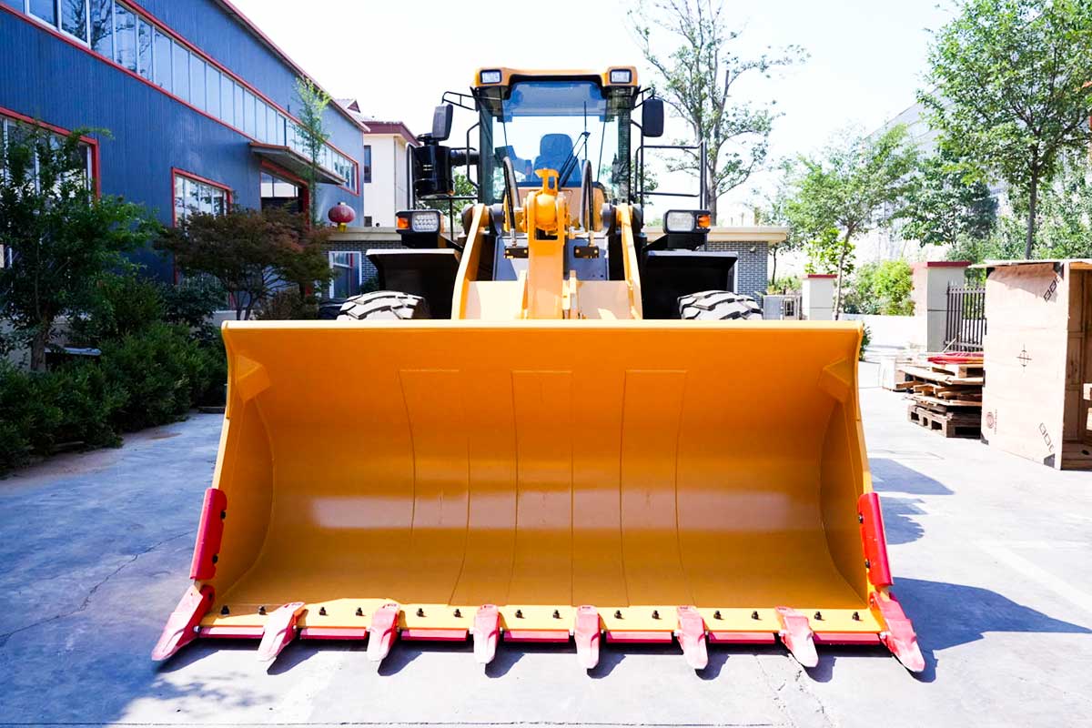 Máy xúc lật P956