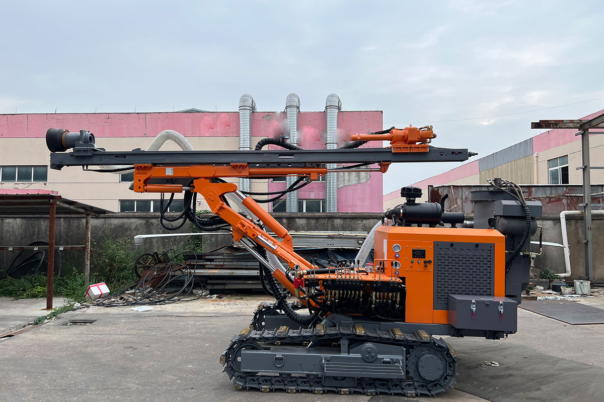 Máy khoan hố lộ thiên xuống giàn khoan PH520S