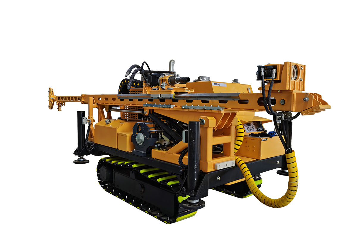Crawler mounted core drilling rig  CX600