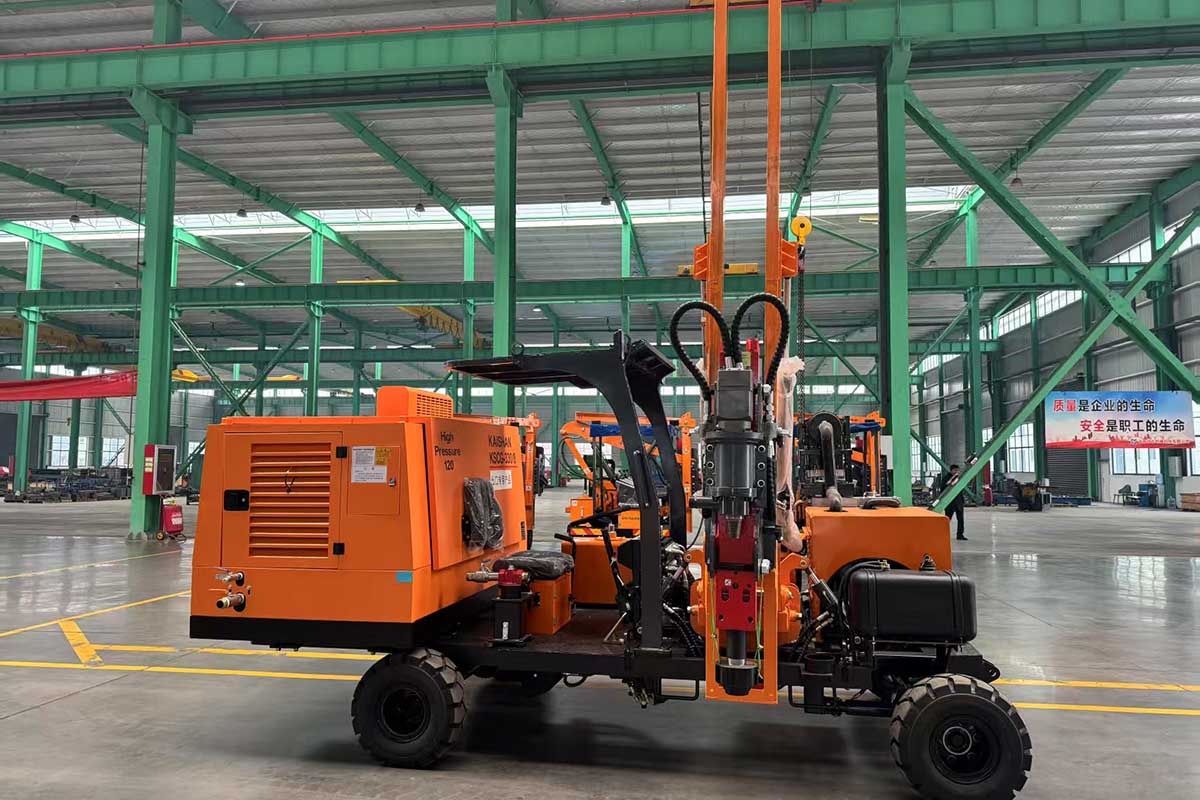 Korkuluk Kazık Sürücüsü PH390T