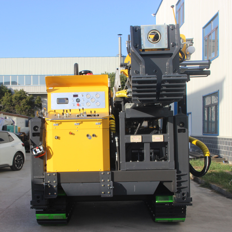 Máy khoan bánh xích thủy lực