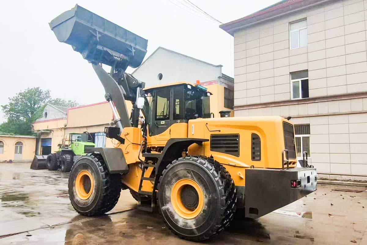 Wheel loader P968