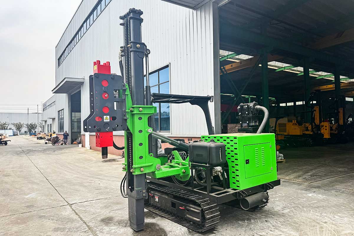 Solar Pile Driver PH585