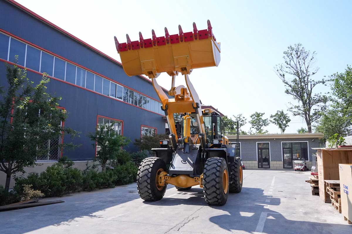 Máy xúc lật P956