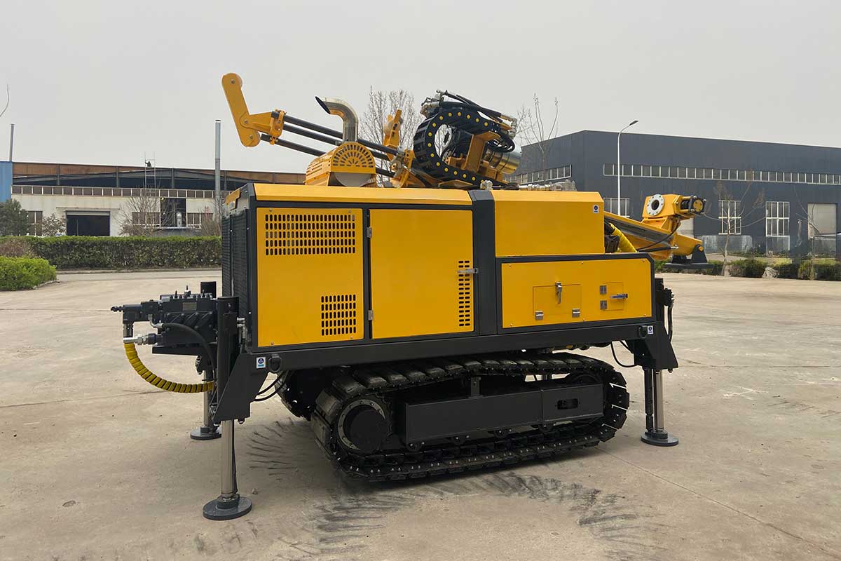 Crawler Type Core Drilling Rig CX1000