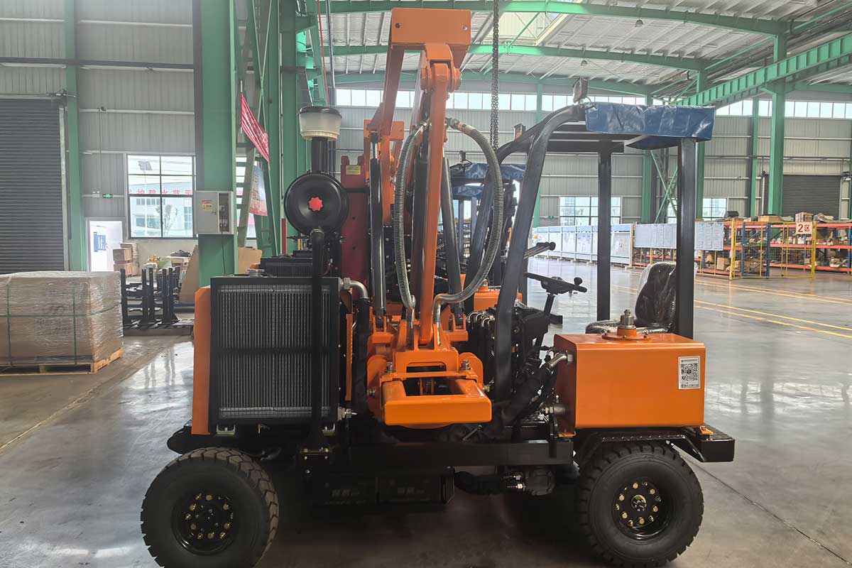 Korkuluk Kazık Sürücüsü PH390T